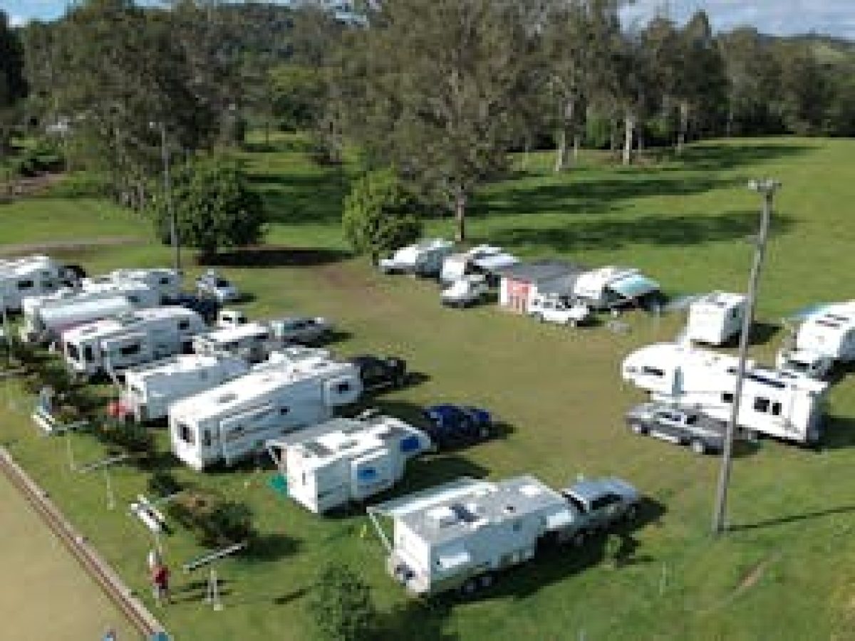 Kandanga Country Club Camping